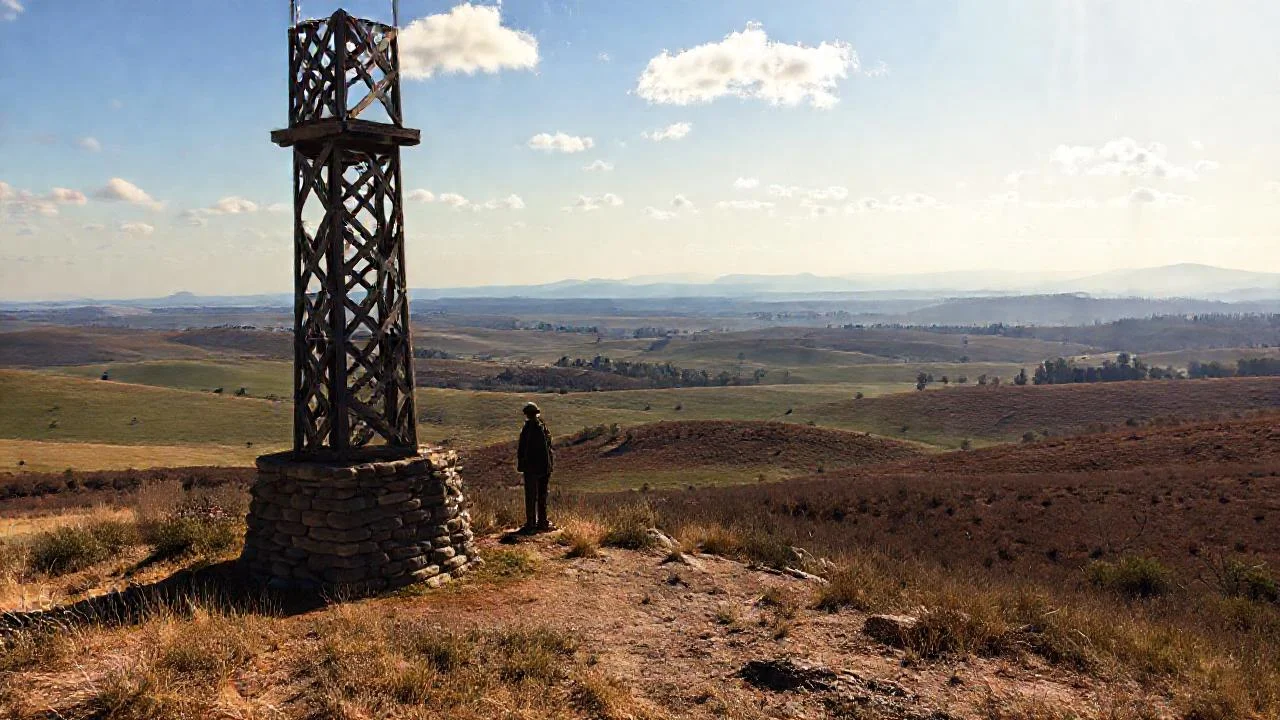 Paisaje vasto, solitario y atmosférico
